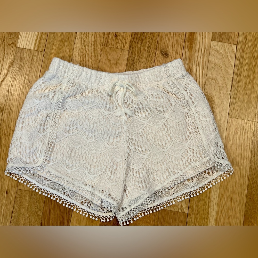 Girls Lace Shorts, M